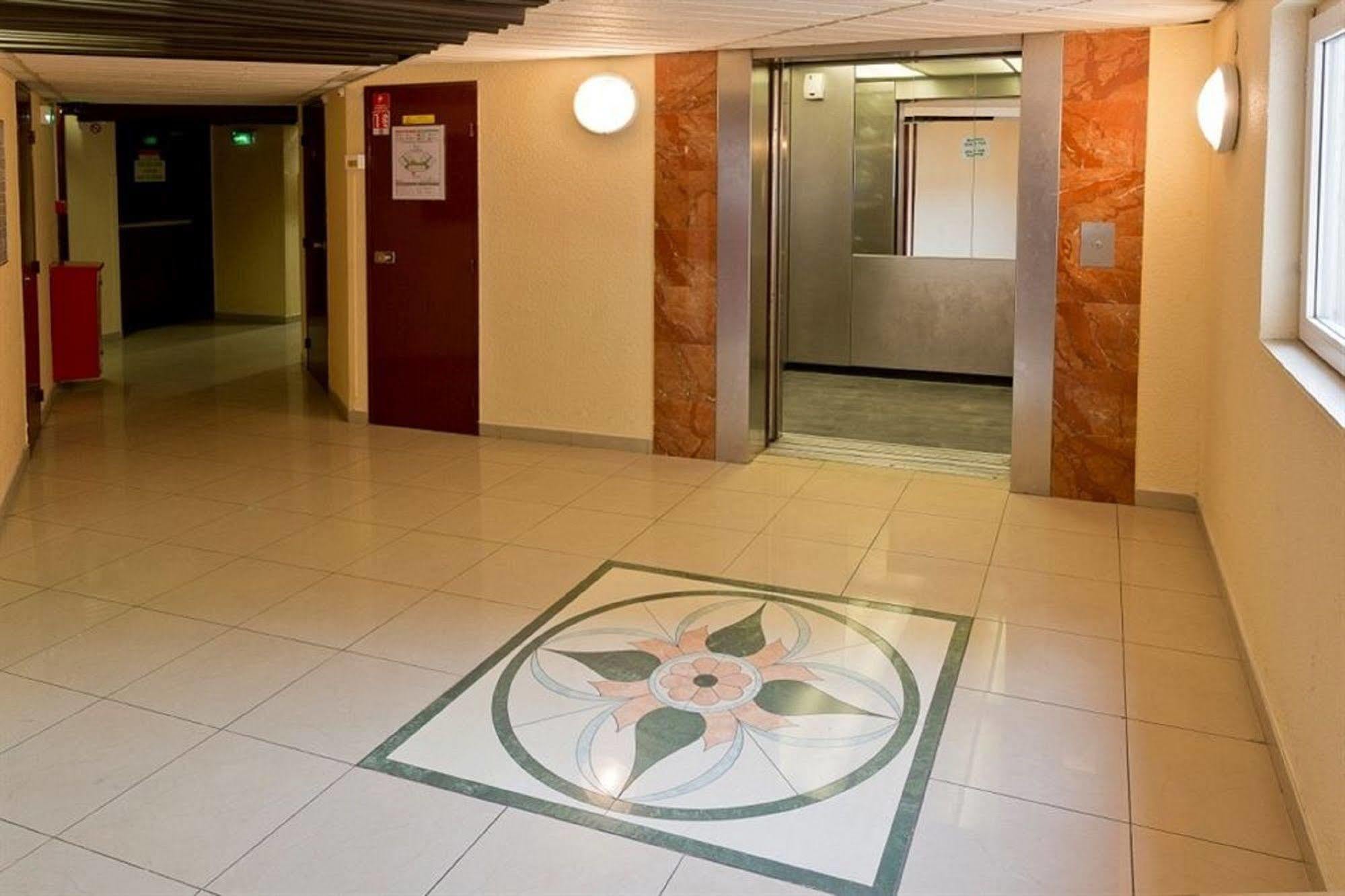 Ibis Styles Paris Hippodrome De Vincennes Hotel Joinville-le-Pont Buitenkant foto